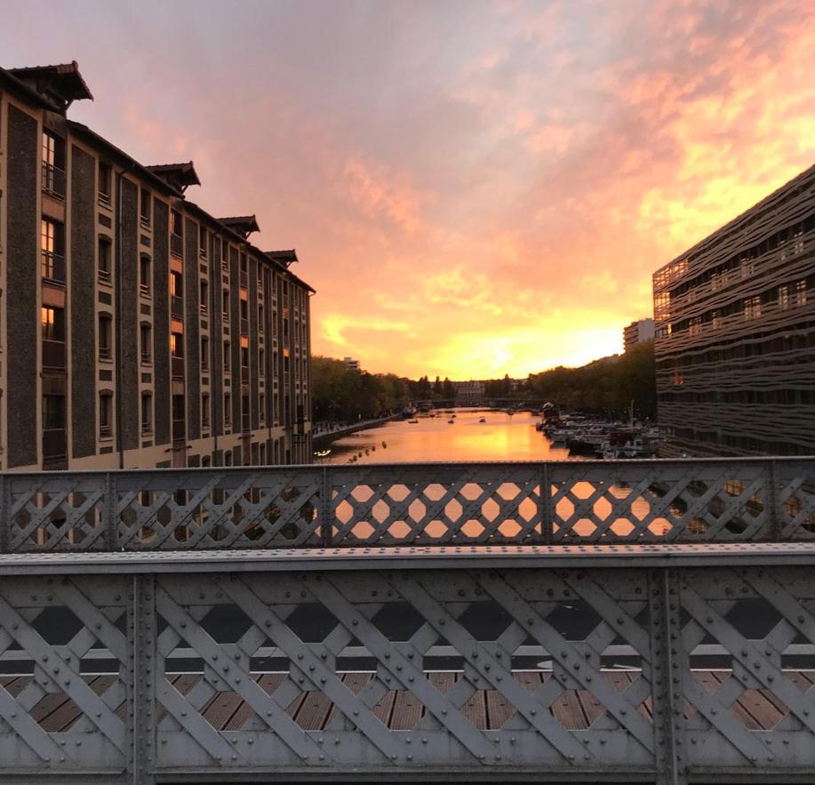 Appartement Haussmanien París Exterior foto